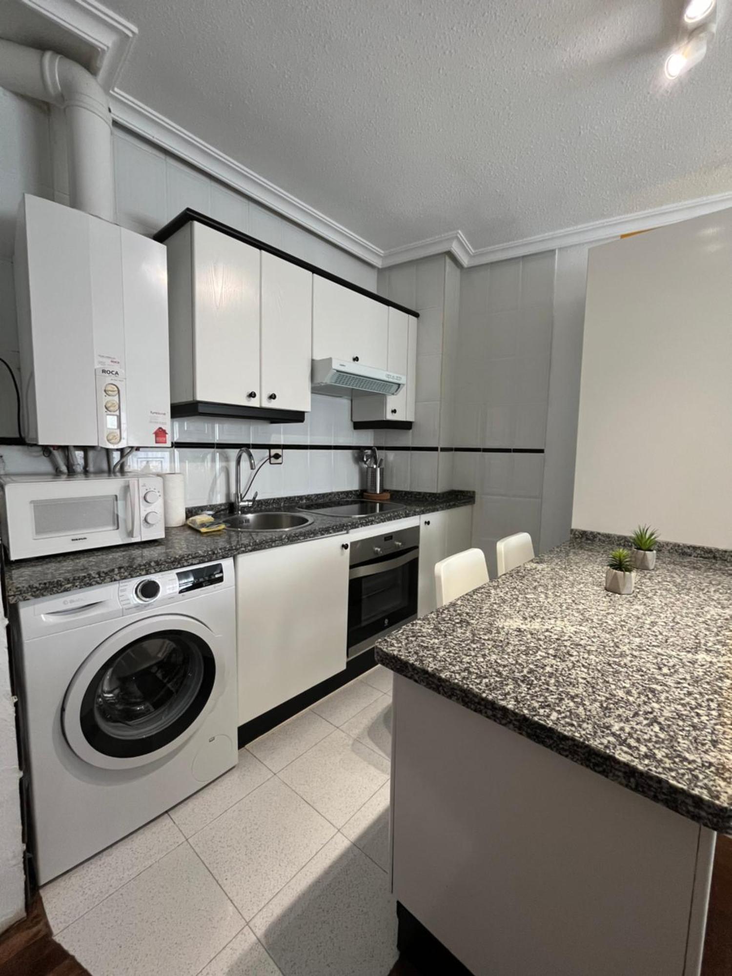 630A Apto Moderno Y Equipado โอเบียโด ภายนอก รูปภาพ